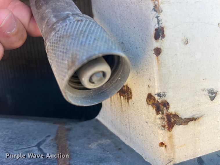 image for item EK8690 Nissan forklift