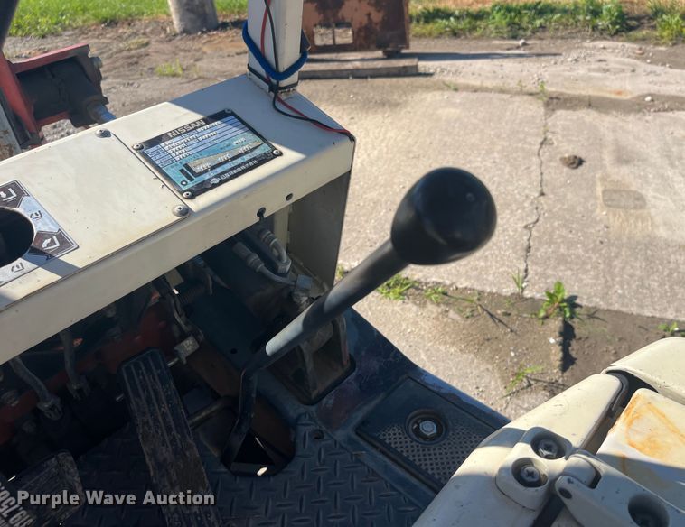 image for item EK8690 Nissan forklift