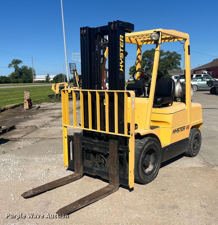 image for item EK8691 2010 Hyster H60XM forklift