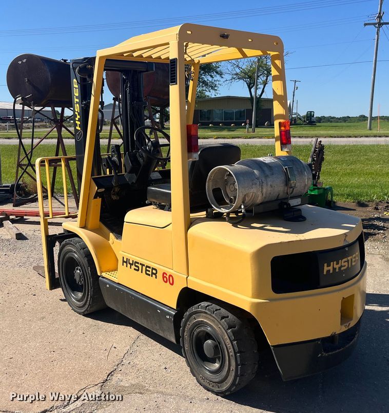 image for item EK8691 2010 Hyster H60XM forklift