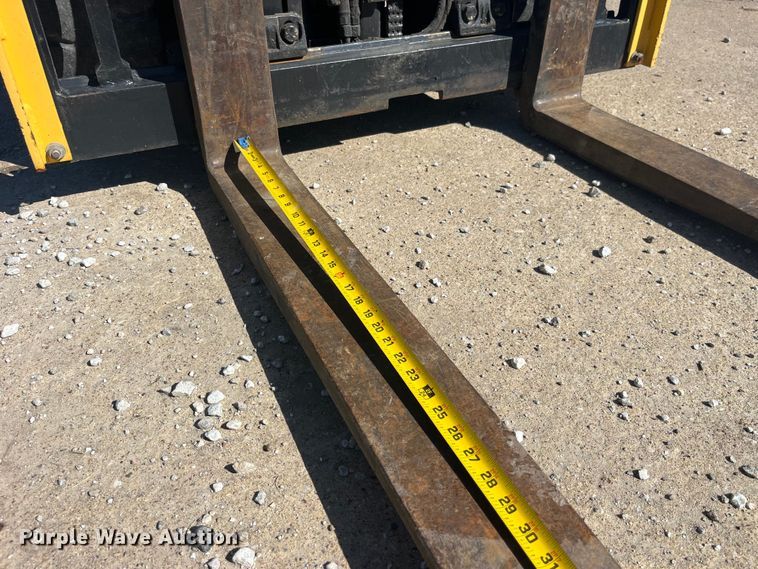 image for item EK8691 2010 Hyster H60XM forklift