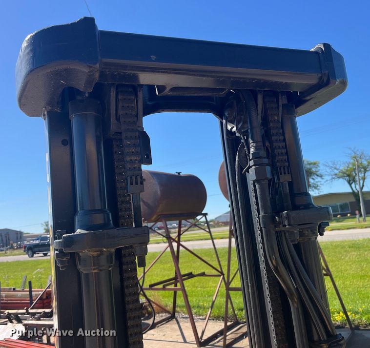 image for item EK8691 2010 Hyster H60XM forklift