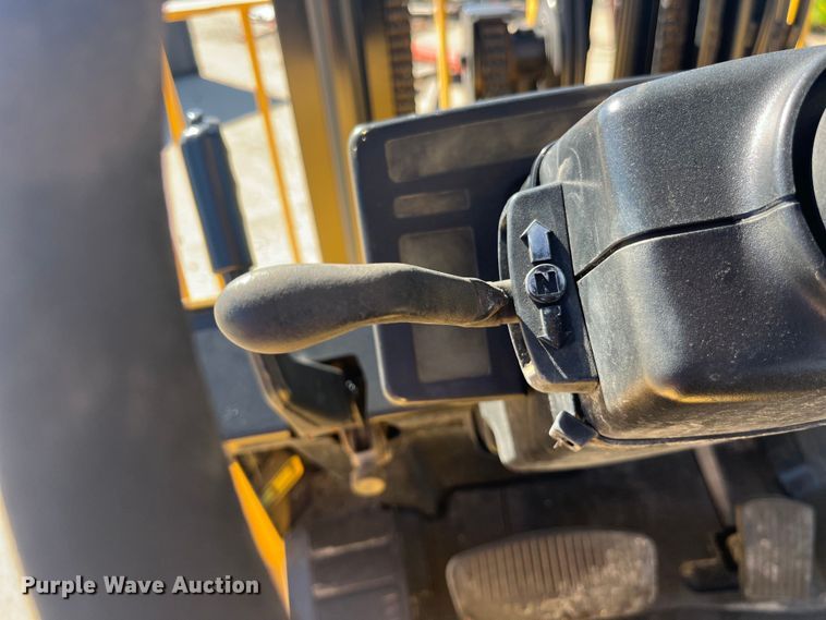 image for item EK8691 2010 Hyster H60XM forklift