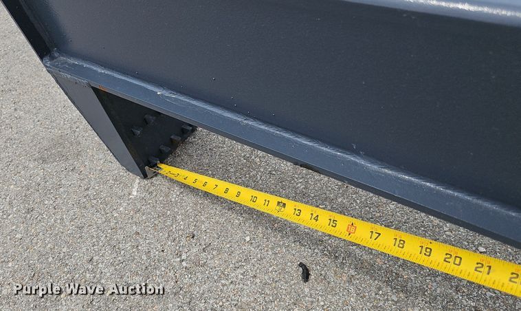 image for item IO9980 2024 Handy Attachments HLS35 skid steer log splitter