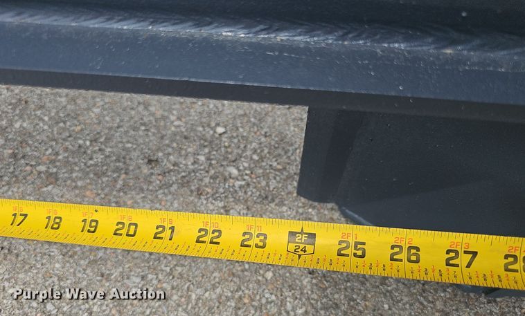 image for item IO9980 2024 Handy Attachments HLS35 skid steer log splitter