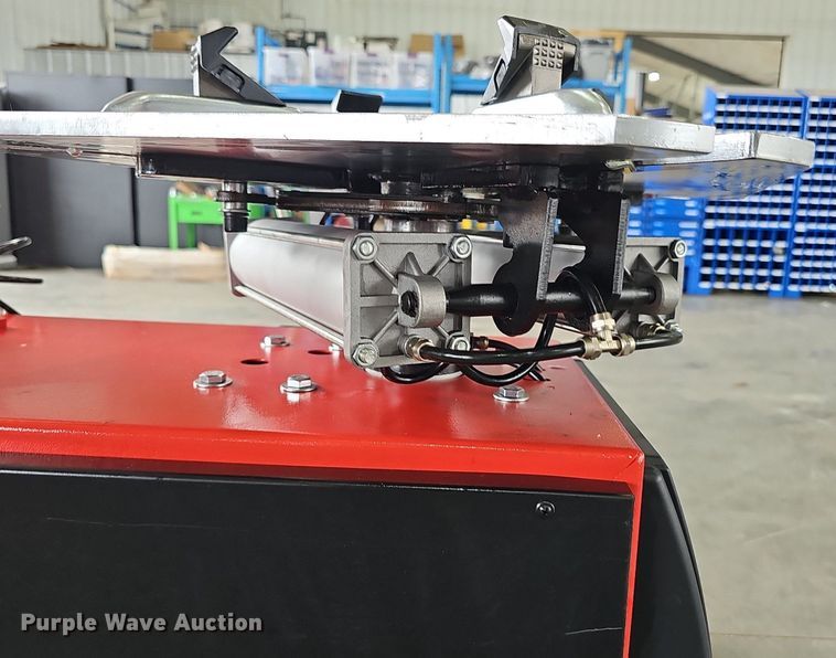 image for item IO9981 2024 Tyre Changer TC26 tire changer