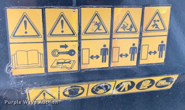 image for item JT9827 AGT flail mower