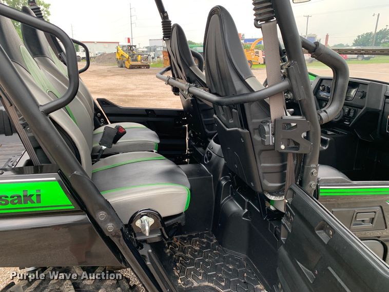 image for item JT9831 2018 Kawasaki KRT800G utility vehicle