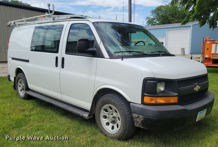 image for item KA9979 2009 Chevrolet  Express 1500 van