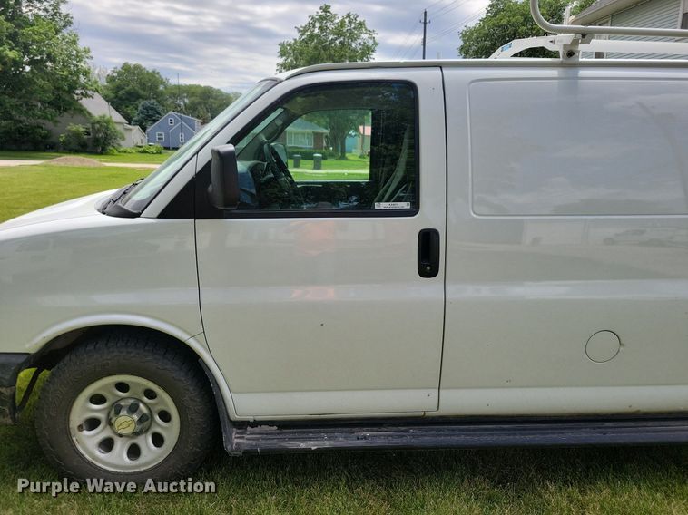 image for item KA9979 2009 Chevrolet  Express 1500 van