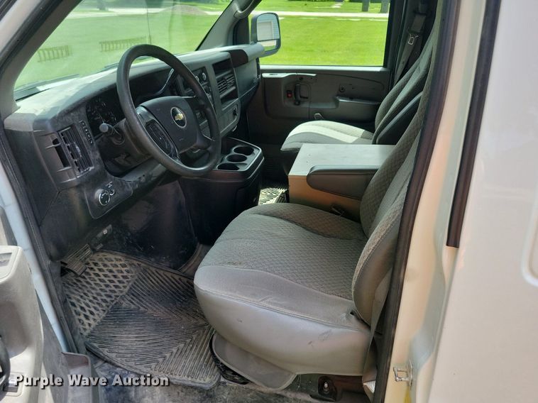 image for item KA9979 2009 Chevrolet  Express 1500 van
