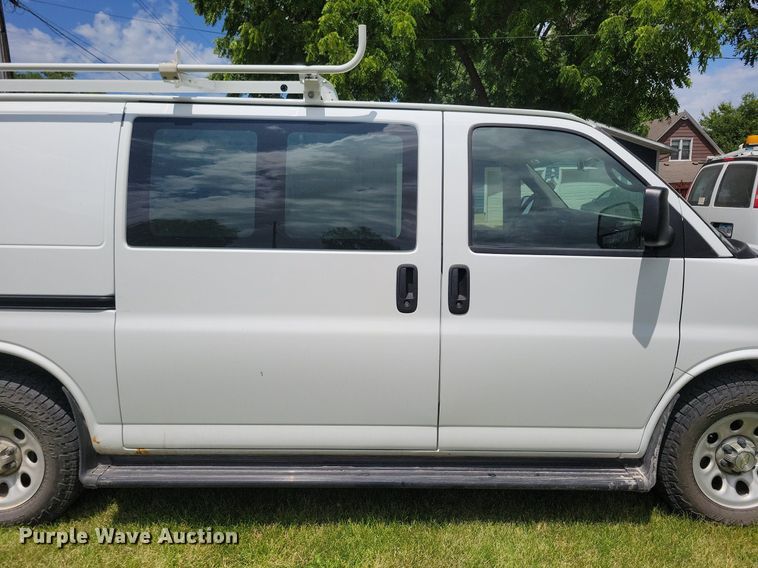 image for item KA9979 2009 Chevrolet  Express 1500 van