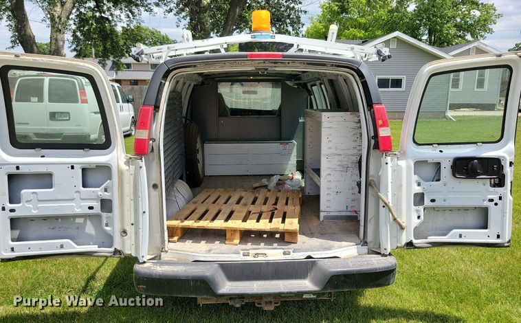 image for item KA9979 2009 Chevrolet  Express 1500 van