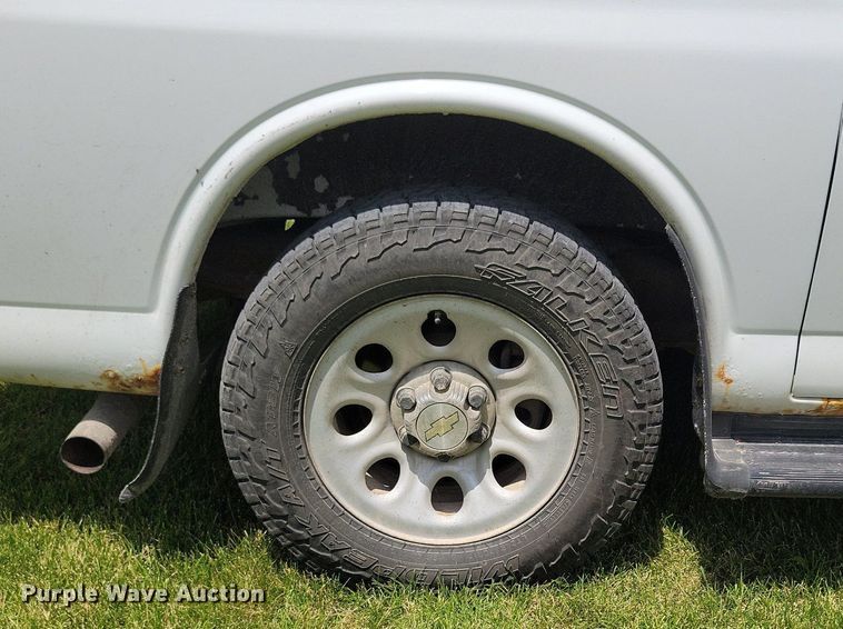 image for item KA9979 2009 Chevrolet  Express 1500 van