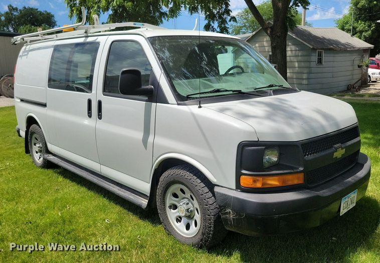 image for item KA9980 2013 Chevrolet  Express 1500 van