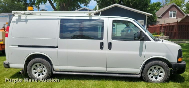 image for item KA9980 2013 Chevrolet  Express 1500 van