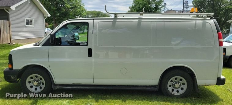 image for item KA9980 2013 Chevrolet  Express 1500 van