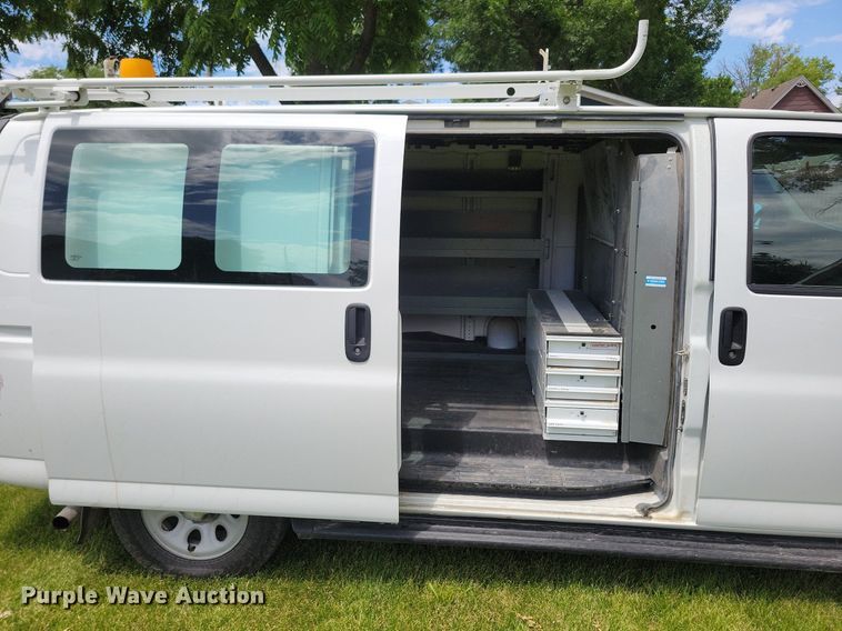 image for item KA9980 2013 Chevrolet  Express 1500 van