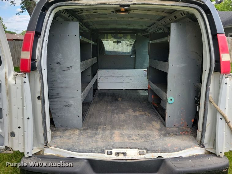 image for item KA9980 2013 Chevrolet  Express 1500 van