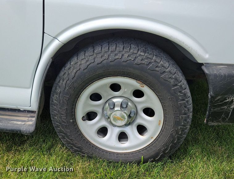 image for item KA9980 2013 Chevrolet  Express 1500 van