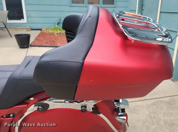 image for item KA9982 2020 Indian Roadmaster Dark Horse motorcycle