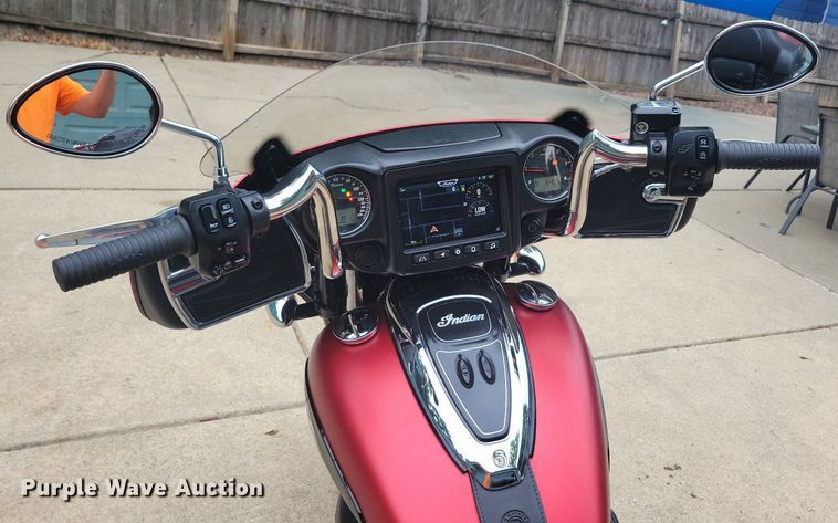 image for item KA9982 2020 Indian Roadmaster Dark Horse motorcycle