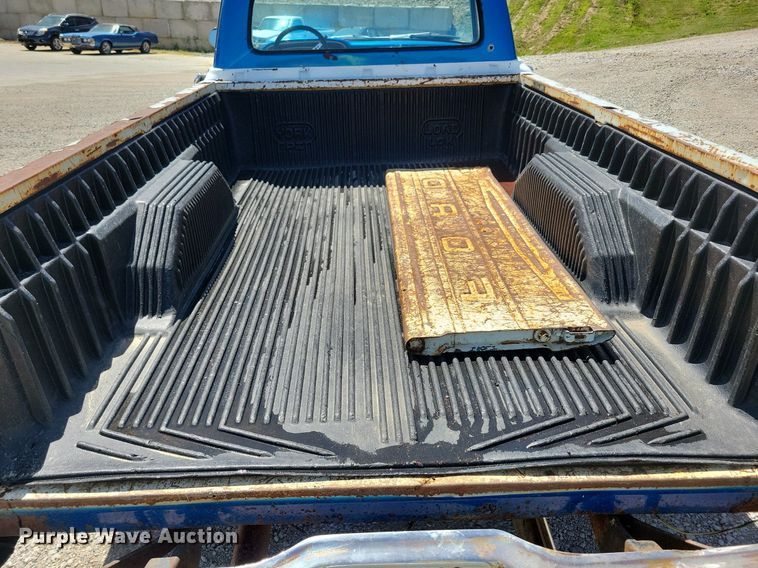 image for item KA9995 1966 Ford F100 pickup truck