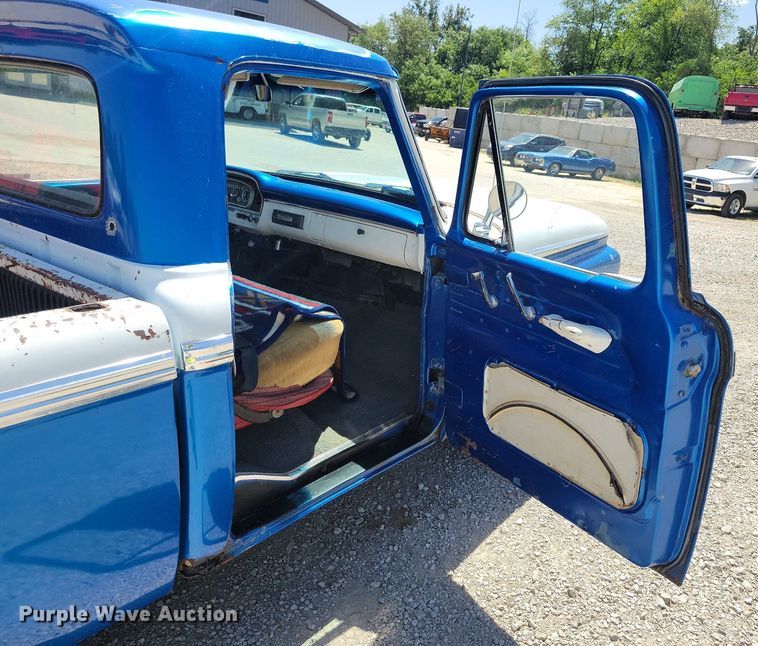 image for item KA9995 1966 Ford F100 pickup truck