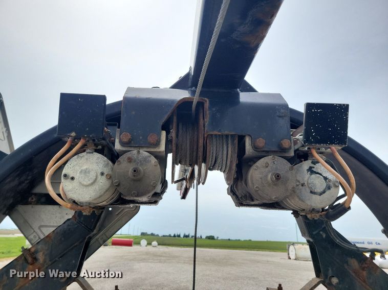 image for item KB9013 2011 Fisk EZ-HD propane tank trailer