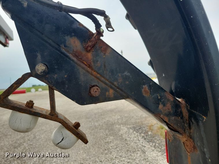 image for item KB9013 2011 Fisk EZ-HD propane tank trailer