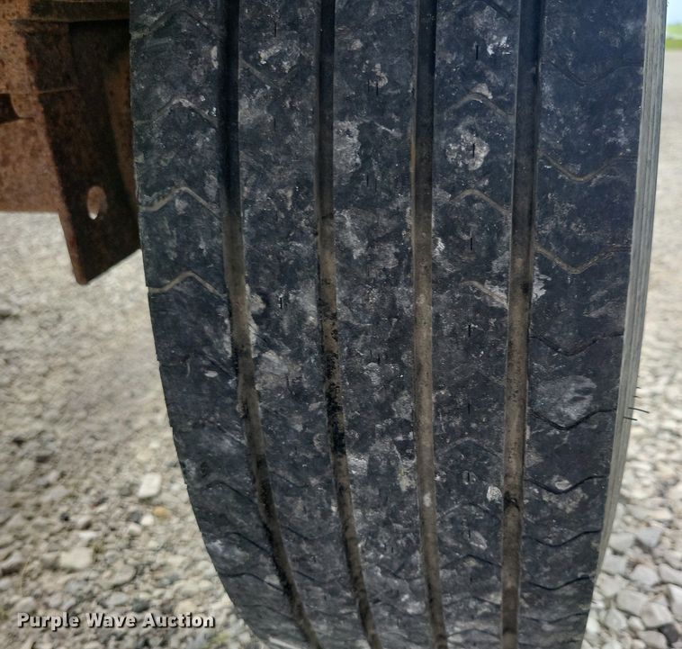 image for item KB9013 2011 Fisk EZ-HD propane tank trailer