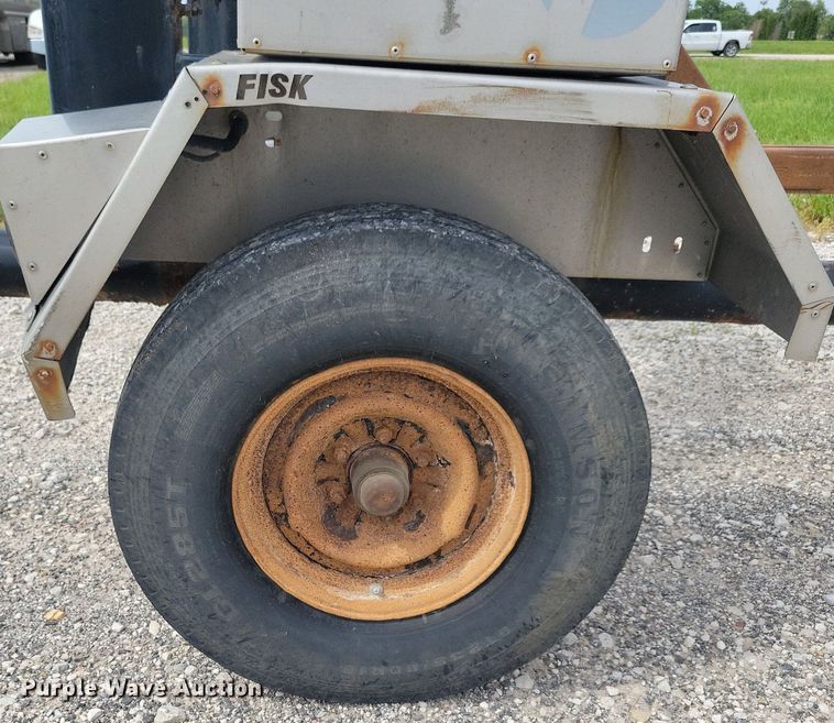 image for item KB9013 2011 Fisk EZ-HD propane tank trailer