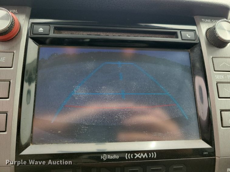 image for item KB9018 2015 Toyota Tundra CrewMax pickup truck