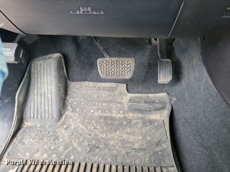 image for item KB9018 2015 Toyota Tundra CrewMax pickup truck