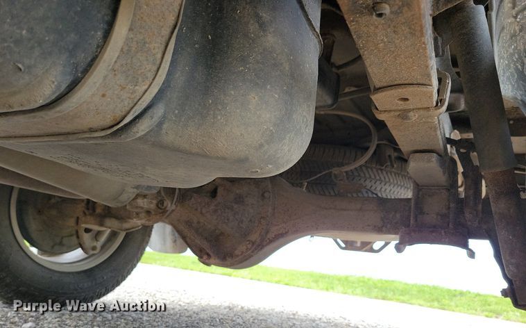 image for item KB9018 2015 Toyota Tundra CrewMax pickup truck