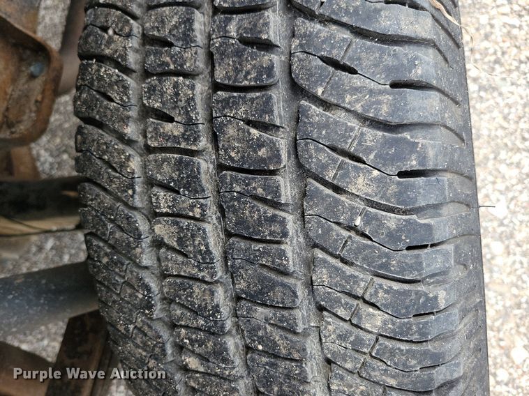 image for item KB9018 2015 Toyota Tundra CrewMax pickup truck