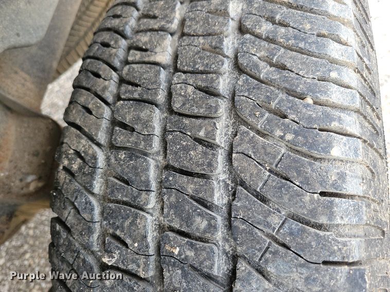 image for item KB9018 2015 Toyota Tundra CrewMax pickup truck