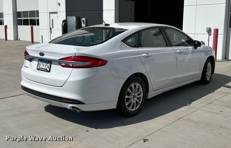 image for item LR9360 2017 Ford Fusion 