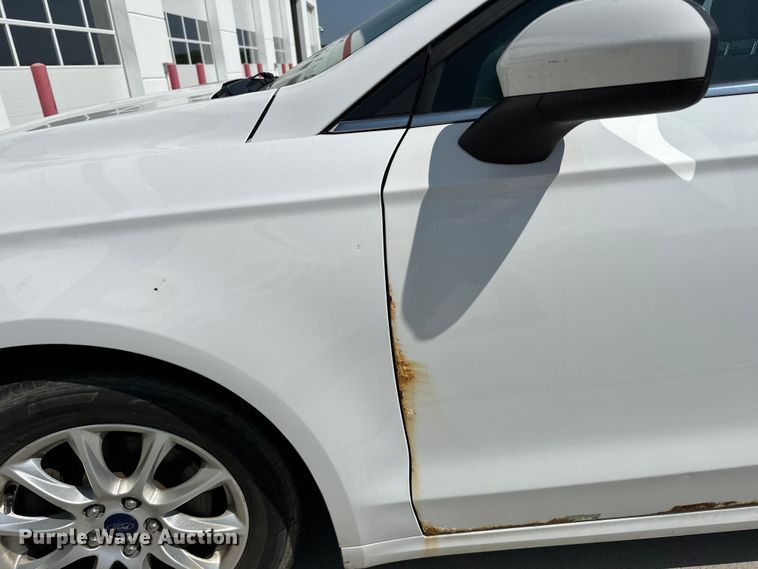 image for item LR9360 2017 Ford Fusion 