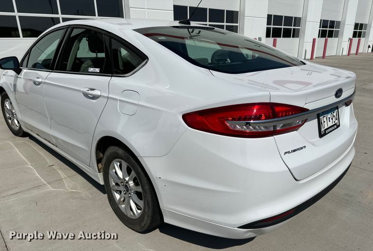 image for item LR9360 2017 Ford Fusion 