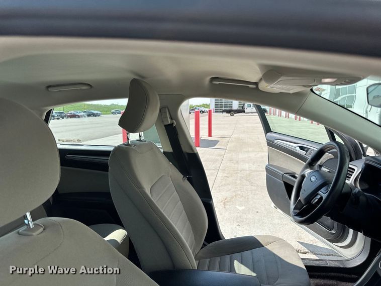 image for item LR9360 2017 Ford Fusion 