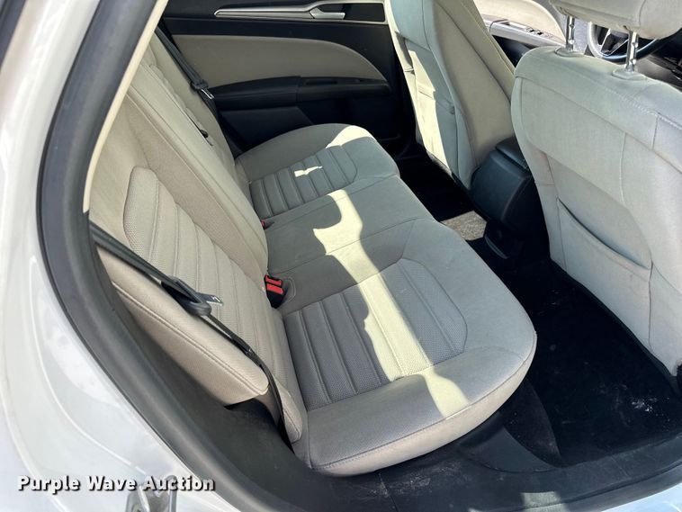 image for item LR9360 2017 Ford Fusion 