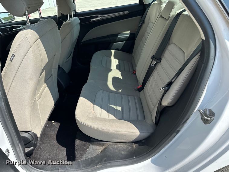 image for item LR9360 2017 Ford Fusion 