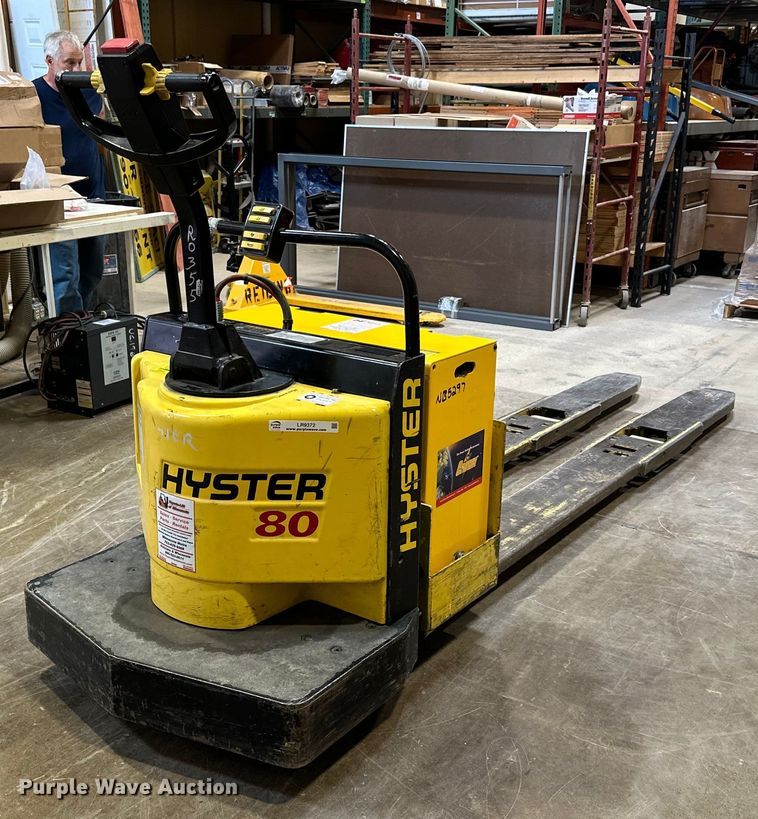 image for item LR9372 Hyster B80XT pallet jack