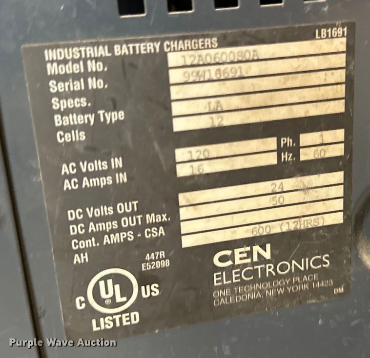 image for item LR9372 Hyster B80XT pallet jack