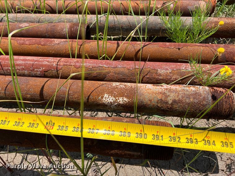 image for item LU9926 Approximately 31 joints of pipe