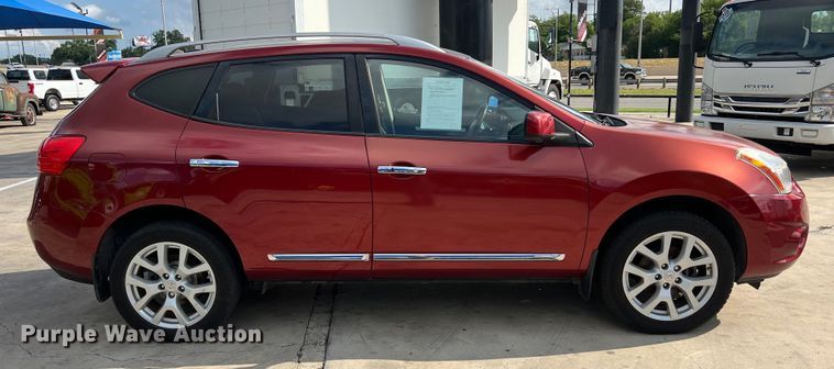 image for item LU9941 2013 Nissan Rogue SUV