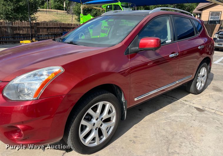 image for item LU9941 2013 Nissan Rogue SUV