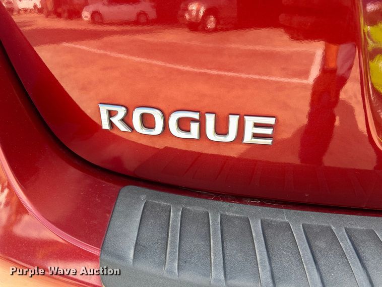 image for item LU9941 2013 Nissan Rogue SUV