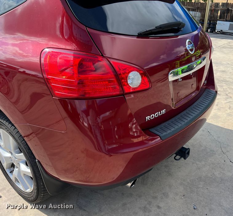 image for item LU9941 2013 Nissan Rogue SUV